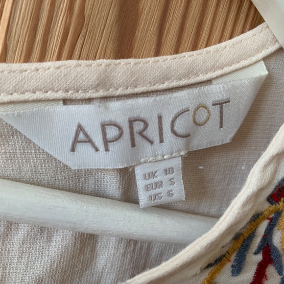 Embroidered shift dress - Picture 3 of 3